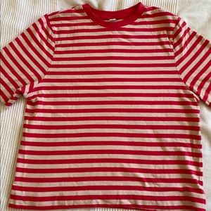 Uniqlo tshirt- pink white. Worn once
